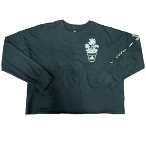 Long Sleeve Adidas crop top women’s Large